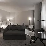 La Maison Champs Elysees Paris