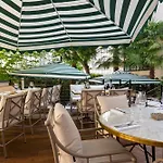 Hotel La Maison Champs Elysees Paris