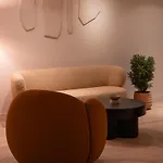 Hotel La Maison Champs Elysees