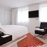 Hotel La Maison Champs Elysees 5*