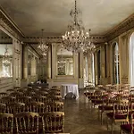 Hotel La Maison Champs Elysees 5*