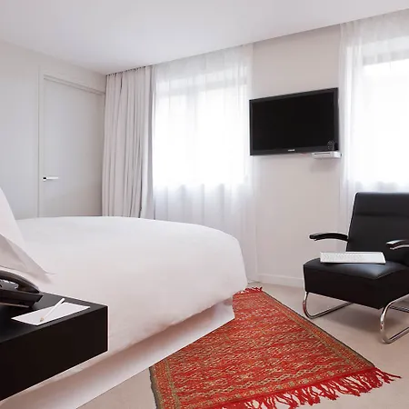 Hotell La Maison Champs Elysees 5*