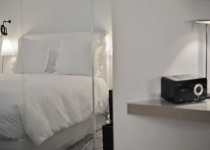 Hotel La Maison Champs Elysées