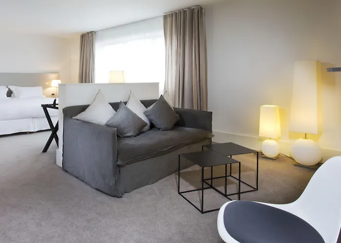 La Maison Champs Elysées Hotel 5*