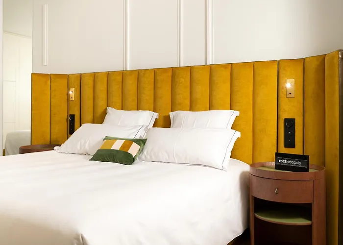 Hotel La Maison Champs Elysées
