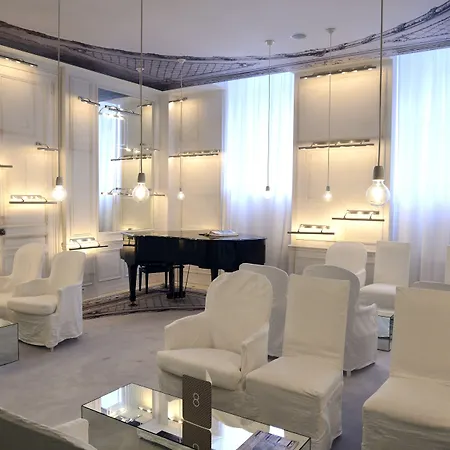 La Maison Champs Elysees Hotel