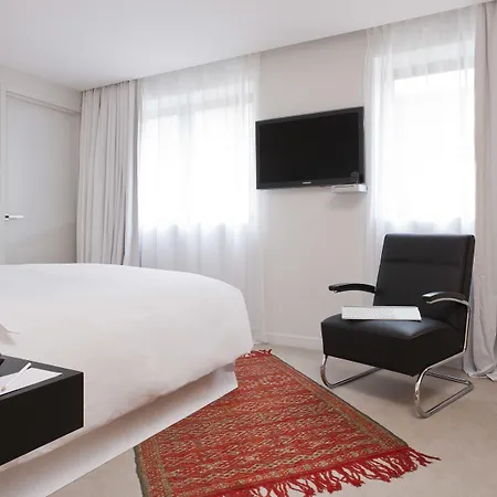 ラ メゾン シャンゼリゼ