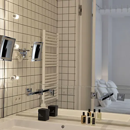 La Maison Champs Elysees Hotel 5*
