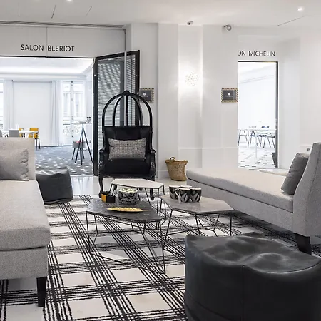 La Maison Champs Elysees