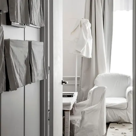 La Maison Champs Elysees