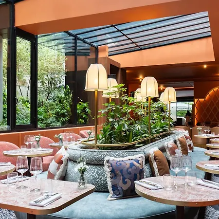 La Maison Champs Elysees Paris