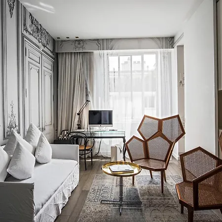 La Maison Champs Elysees