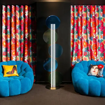 Hotel La Maison Champs Elysees