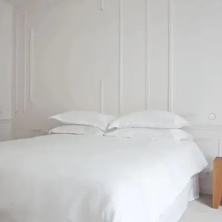 Hotel La Maison Champs Elysees