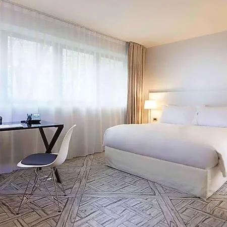 Szálloda La Maison Champs Elysees