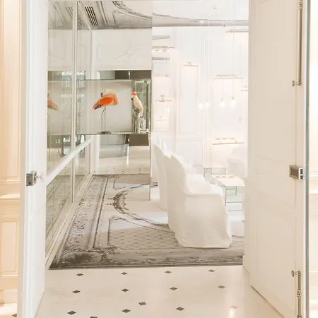 La Maison Champs Elysees 5*
