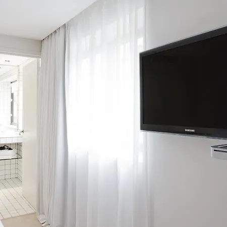 La Maison Champs Elysees Hotel 5*