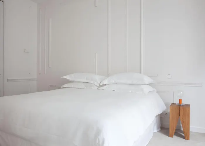 La Maison Champs Elysées Paris