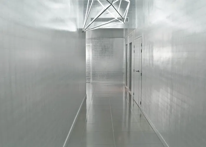 La Maison Champs Elysées Paris