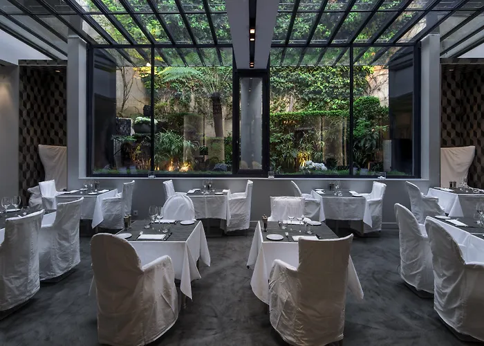 Hotel La Maison Champs Elysées