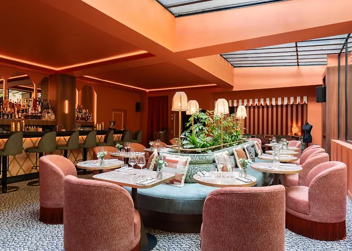 La Maison Champs Elysées Paris