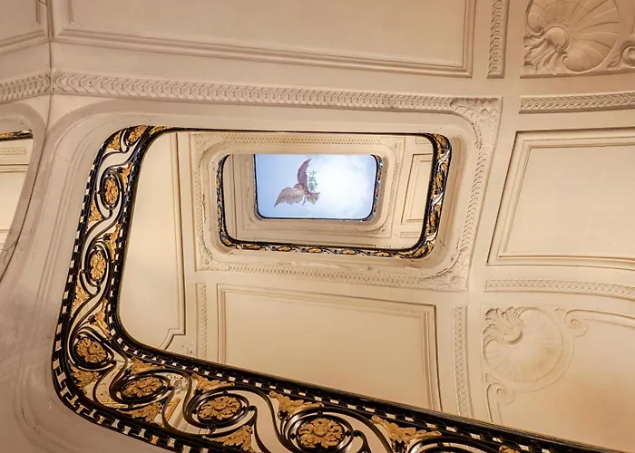 La Maison Champs Elysées Hotel