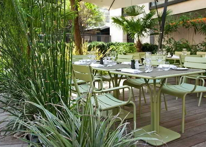 La Maison Champs Elysées 5*