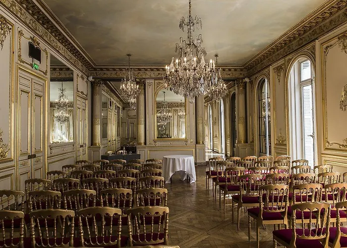 Hotel La Maison Champs Elysées 5*