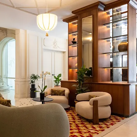 Hotel La Maison Champs Elysees Paříž