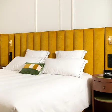 Hotel La Maison Champs Elysees