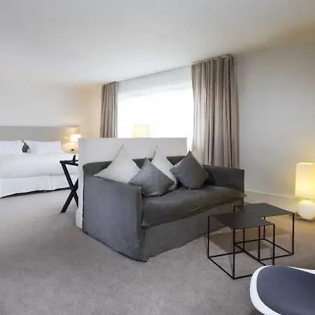Szálloda La Maison Champs Elysees 5*
