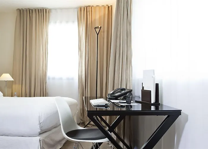 La Maison Champs Elysees Hotel Paris