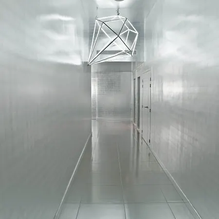 ラ メゾン シャンゼリゼ パリ