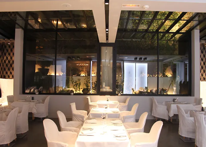 La Maison Champs Elysees מלון 5*