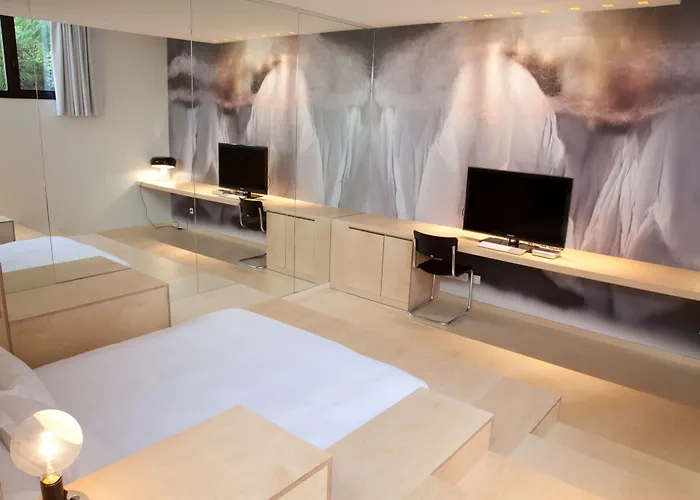 La Maison Champs Elysees 5*