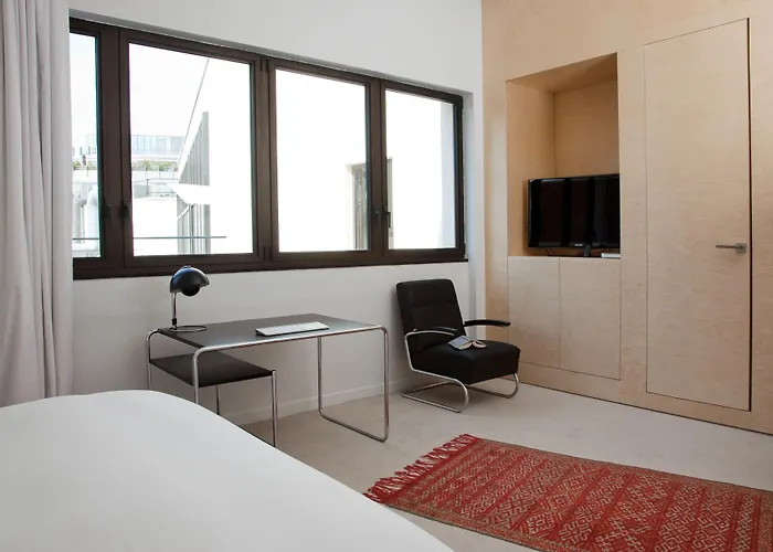 La Maison Champs Elysees מלון 5*