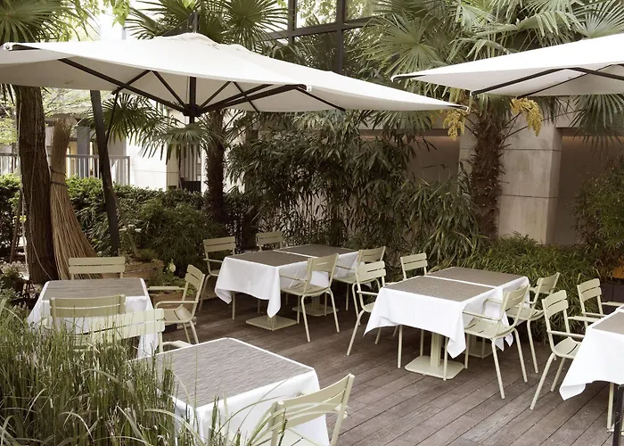 La Maison Champs Elysees 5*